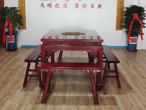 紅櫻木八仙桌